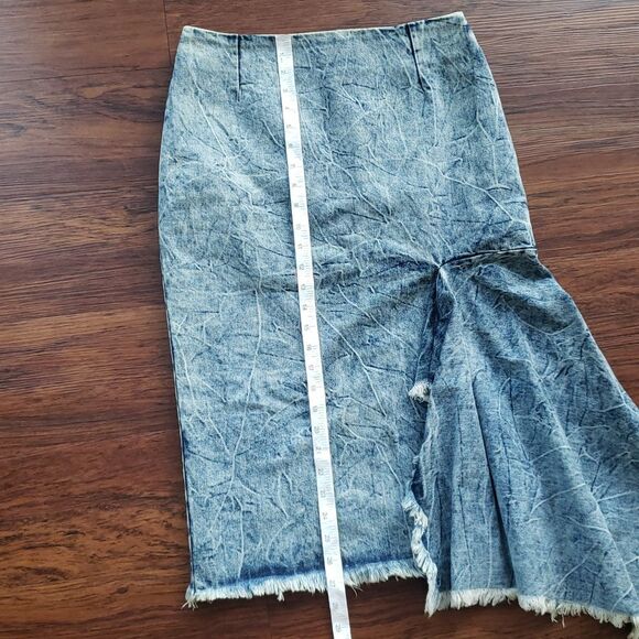 Balenciaga Blue Edgy Feminine Old Money Quiet Lux Godet Acid Wash Skirt Size 40 - Picture 6 of 10